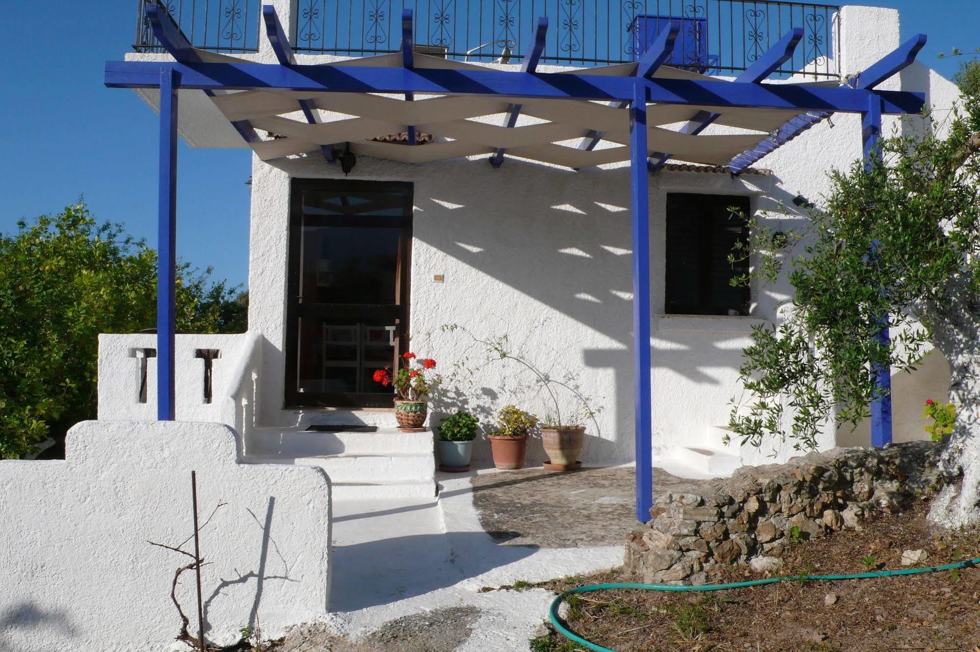 Apartamento Stefanos Garden Arménoi Exterior foto